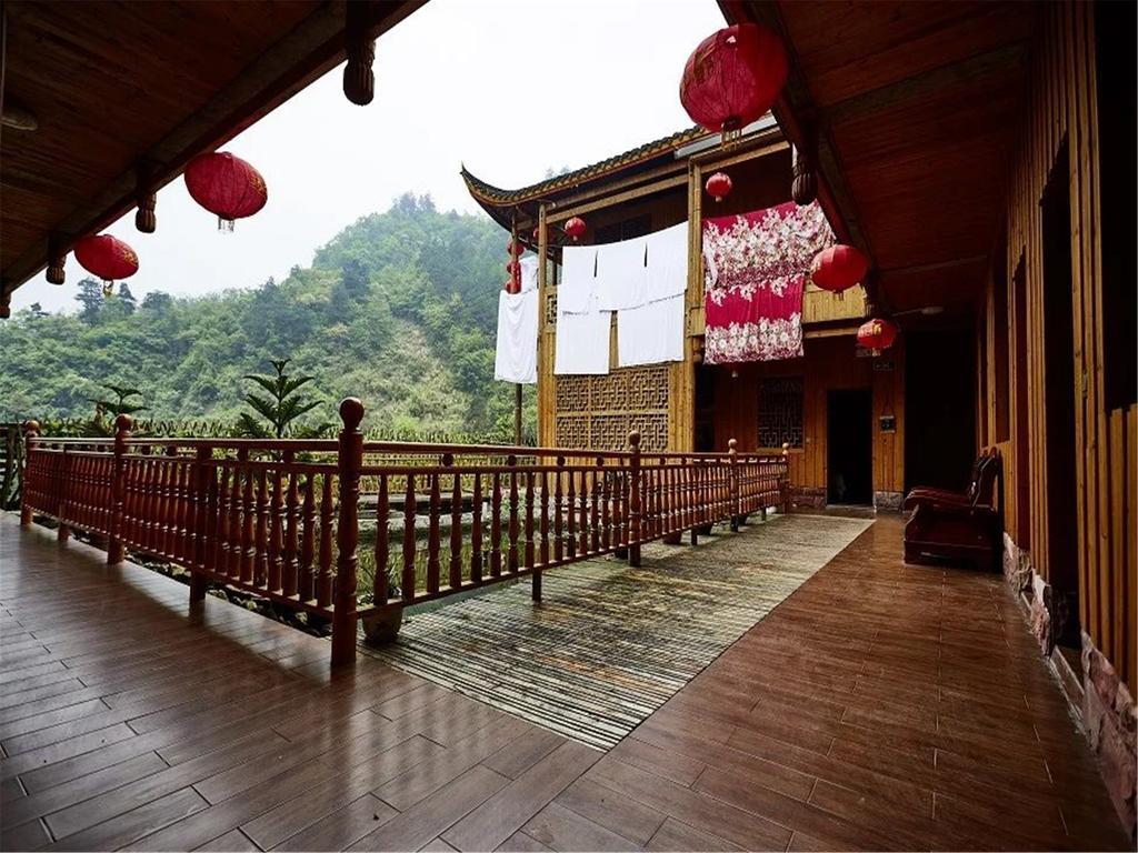 Qing Feng Zhai Guest House Zhangjiajie Exterior photo